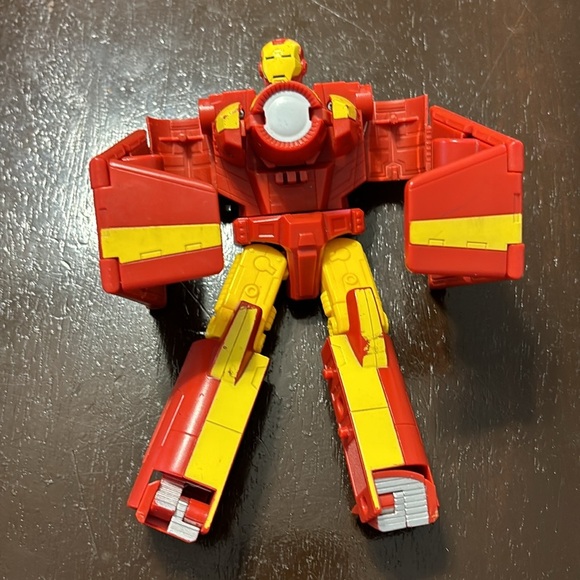 Hasbro Transformers Marvel Crossovers Iron Man Plane Jet Action Figure - Picture 3 of 3